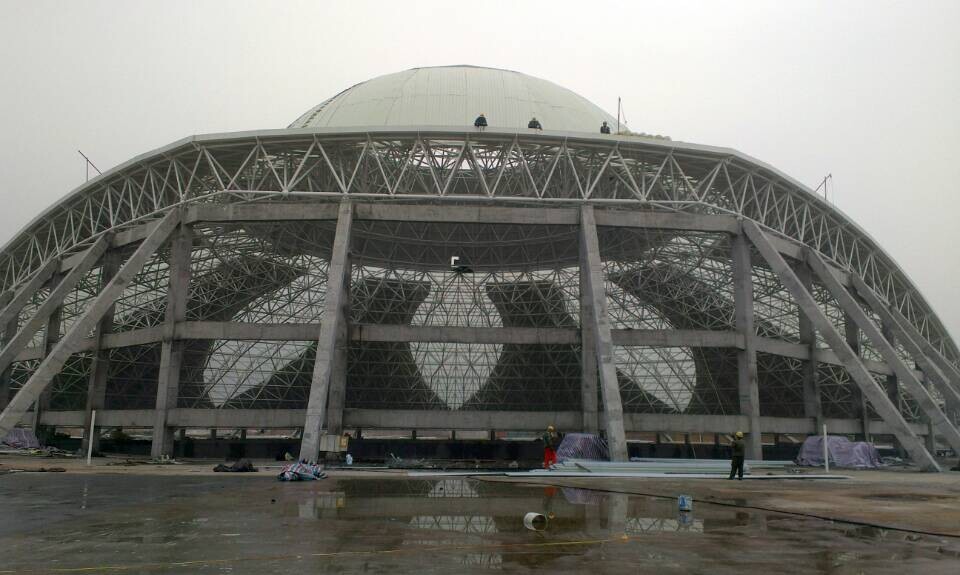 阿勒泰温泉馆网架工程